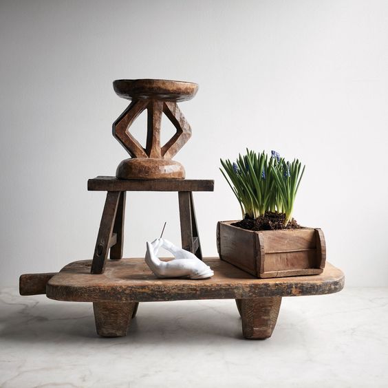 Short Story: The Love between Tonga Stools and Décor - Paulski Art 