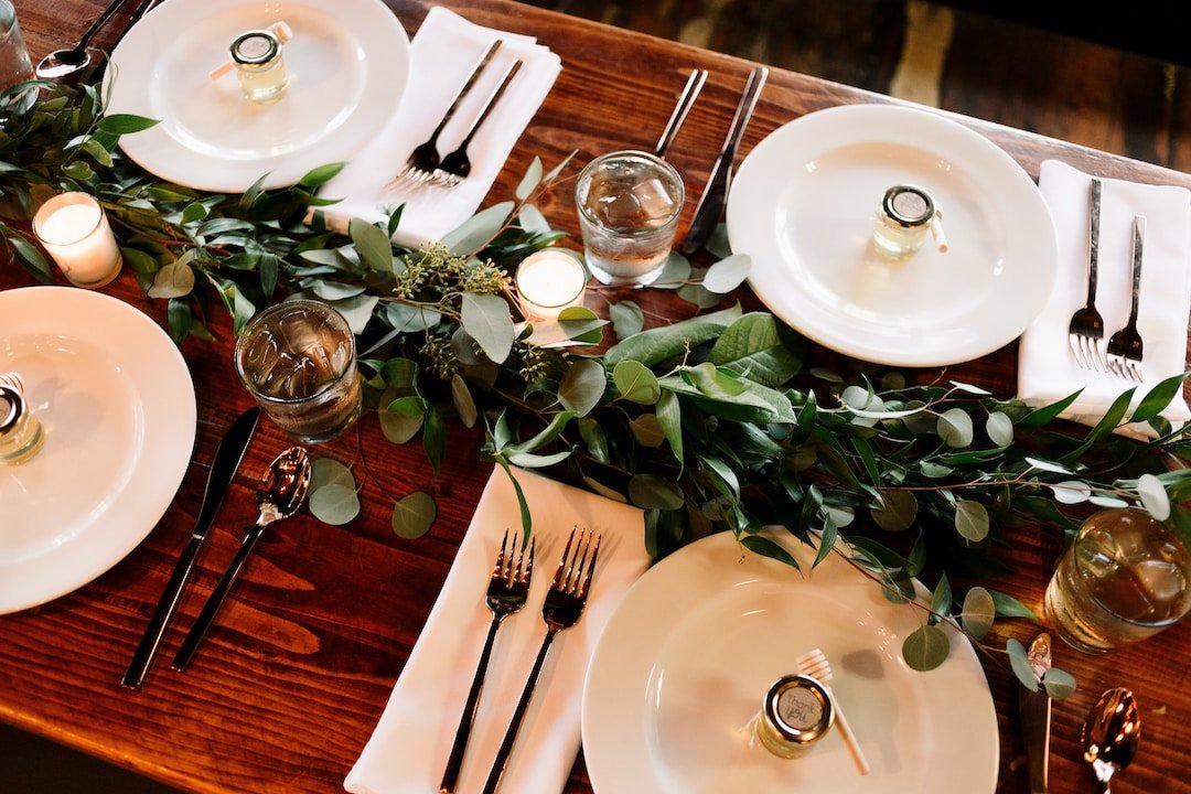 Tips for Styling African-Inspired Table Settings - Paulski Art 